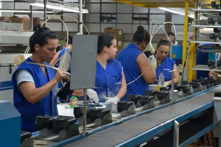 Indústria e agronegócio brasileiros terão ganhos com acordo Mercosul-UE