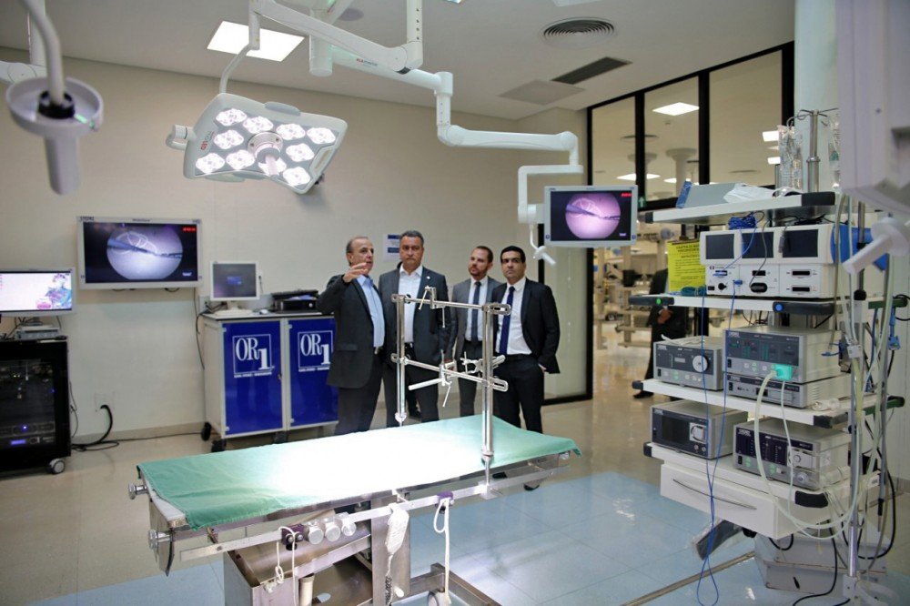 Em São Paulo, Rui visita Hospital de Câncer de Barretos em busca de novas parcerias