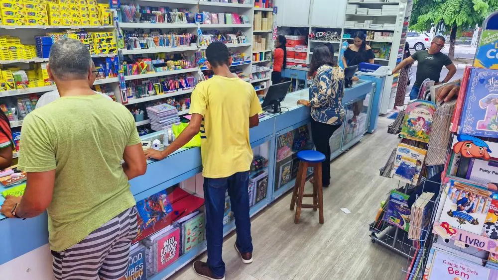 Procon Alagoinhas orienta sobre material que não pode ser exigido pelas escolas