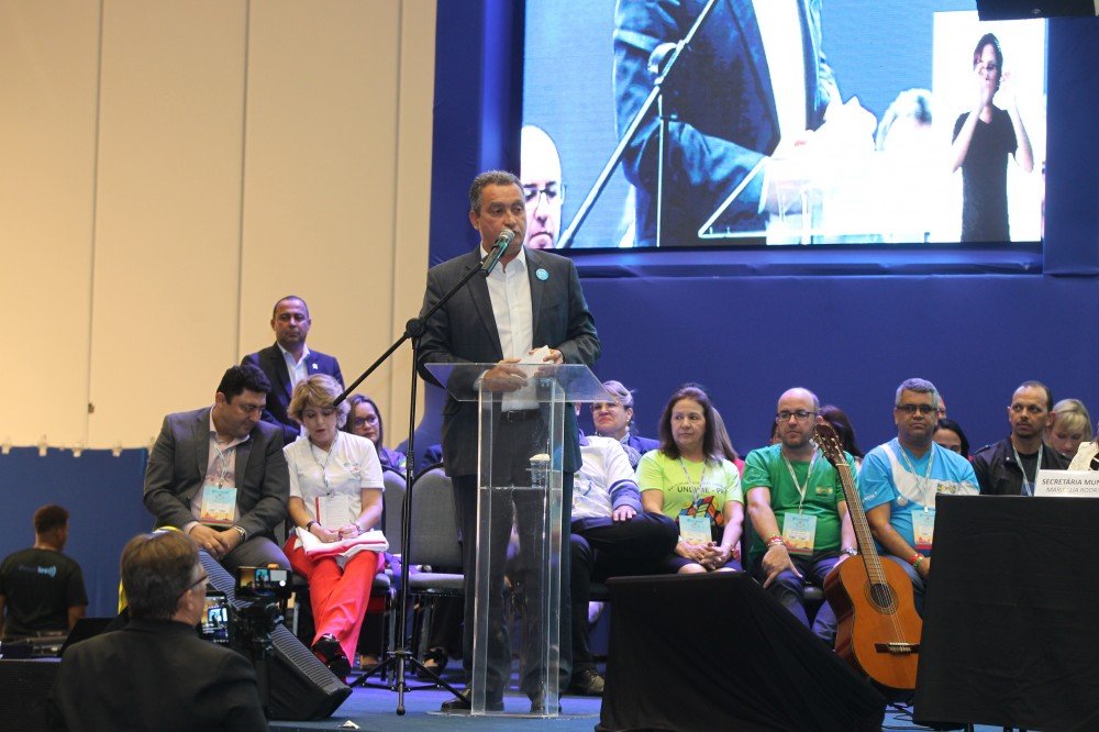 Bahia apresenta parcerias com municípios em fórum nacional de educação