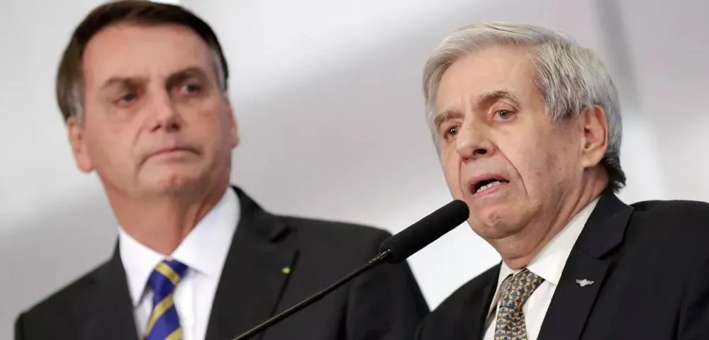 Heleno apresentou plano a Bolsonaro para infiltrar Abin em campanhas eleitorais, narra PGR