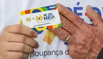 Pé-de-meia: pagamento dos Incentivos Conclusão e Enem inicia nesta terça-feira (25)