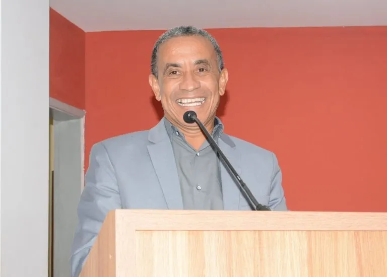 Vereador Bebé ressalta tradição e melhorias no Riacho da Guia durante Festa da Padroeira