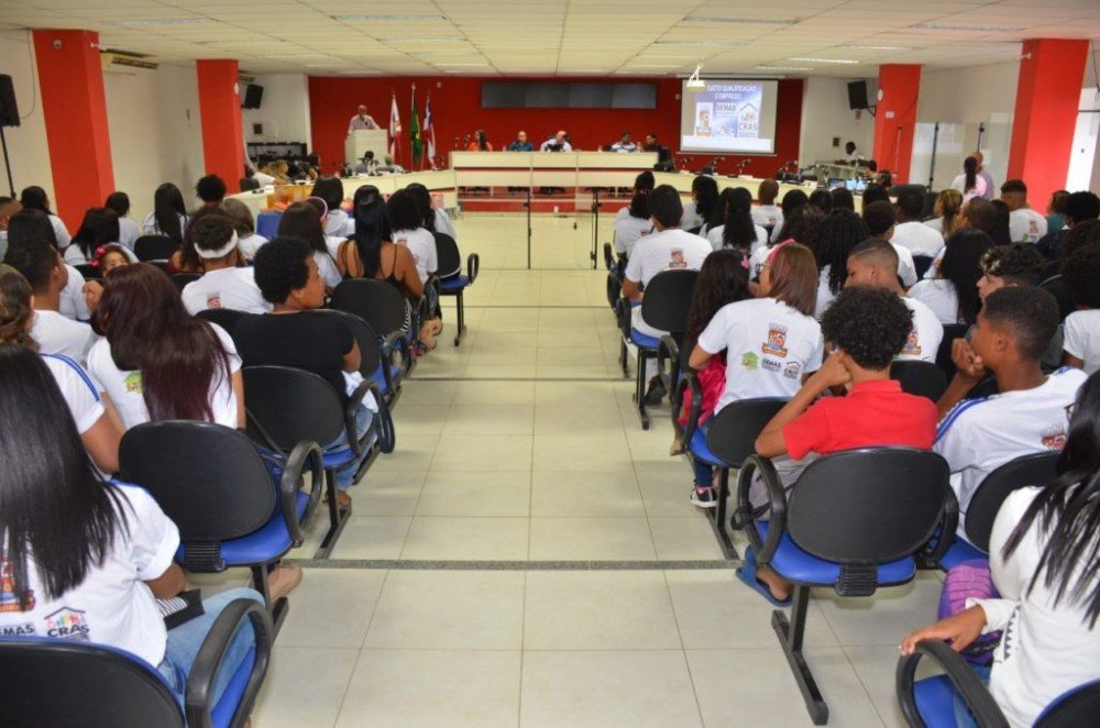 Prefeitura entrega certificados de mais uma etapa de cursos gratuitos pelo Projeto Qualificação e Emprego