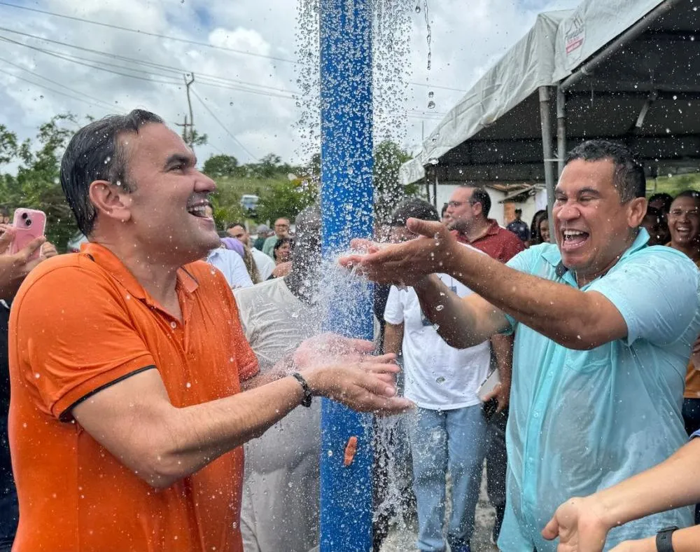 Alagoinhas - Comunidade da Estiva, em Riacho da Guia, comemora a chegada da água