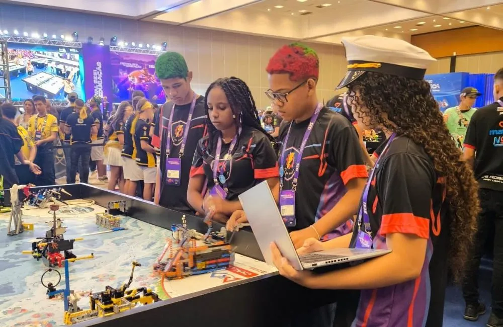 Estudantes do Bairro da Paz representam Salvador no Festival Nacional Sesi de Robótica