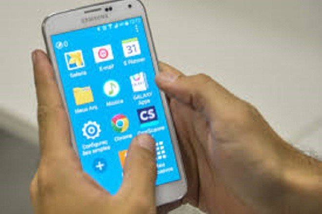 Uso da internet no Brasil cresce, e 70% da população está conectada