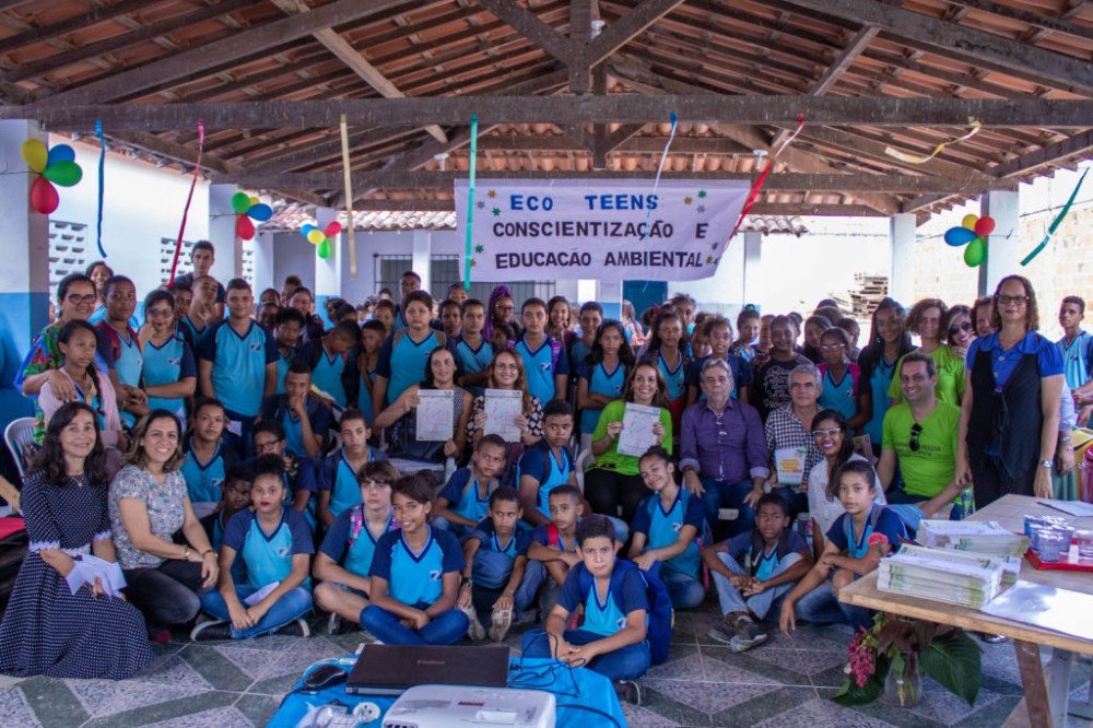Educação ambiental: alunos do Colégio Municipal Dr. Jairo Azi lançam Revista Eco Teens