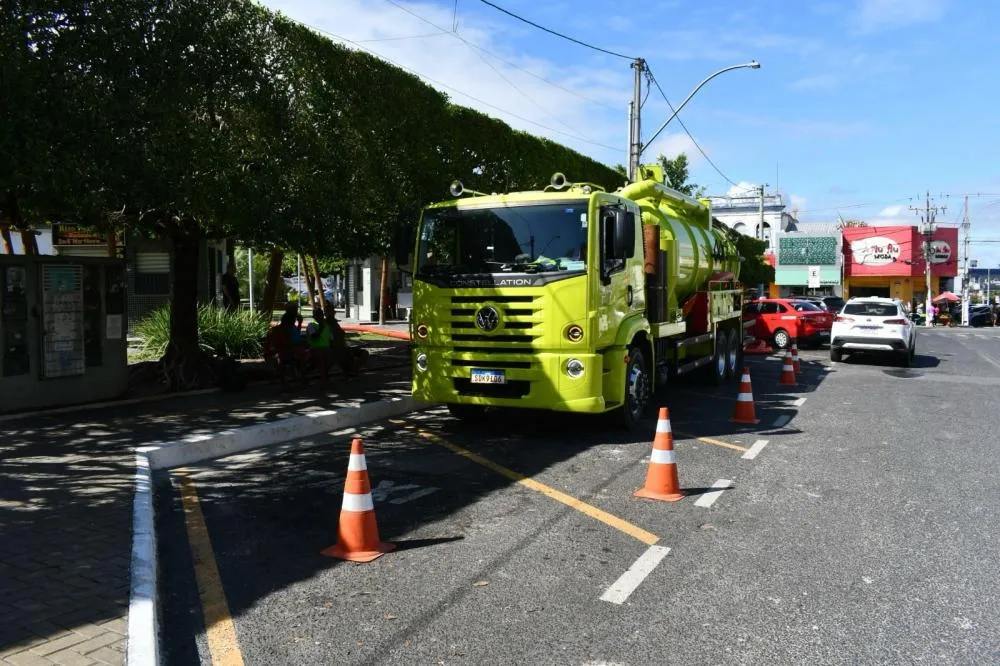 Alagoinhas - Secretaria Municipal de Manutenção (Seman) segue com a programação de limpeza das galerias pluviais