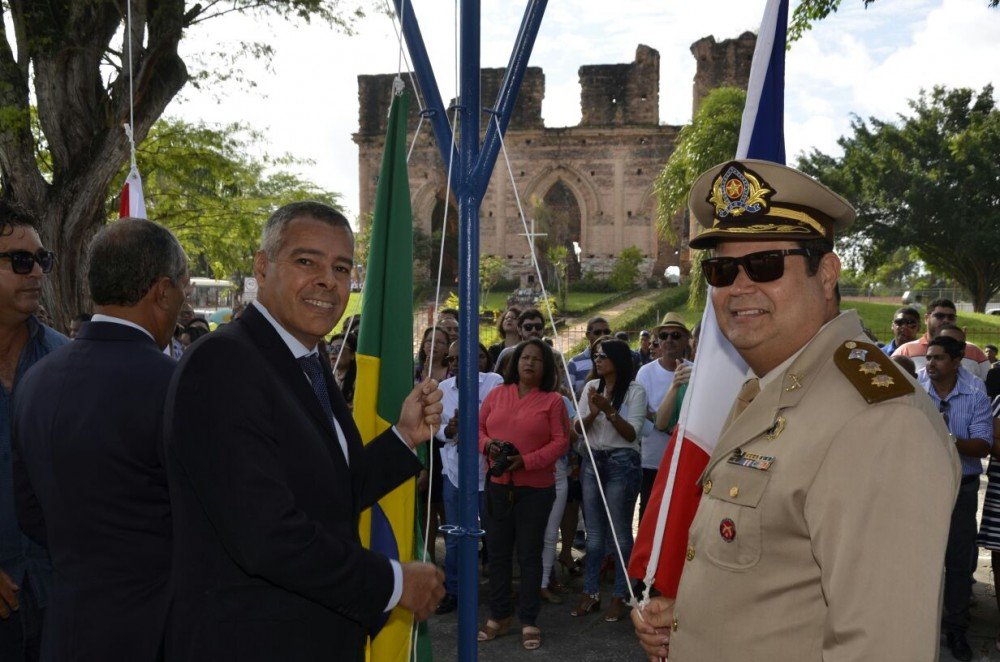 Nasce o sol a 2 de julho....