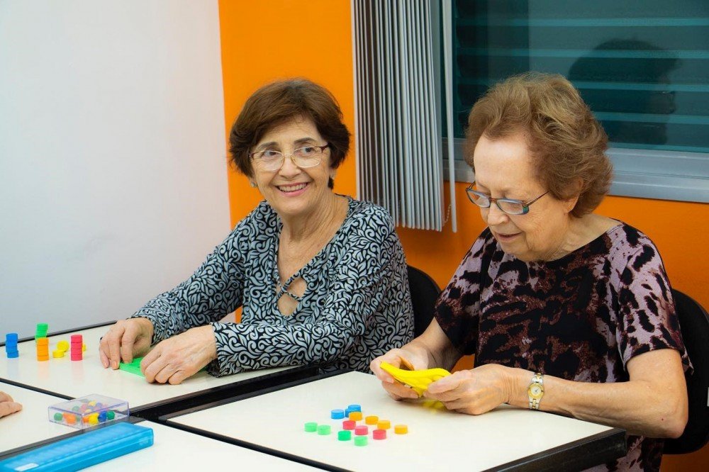 “Despertando a sociedade” é tema do Mês do Alzheimer
