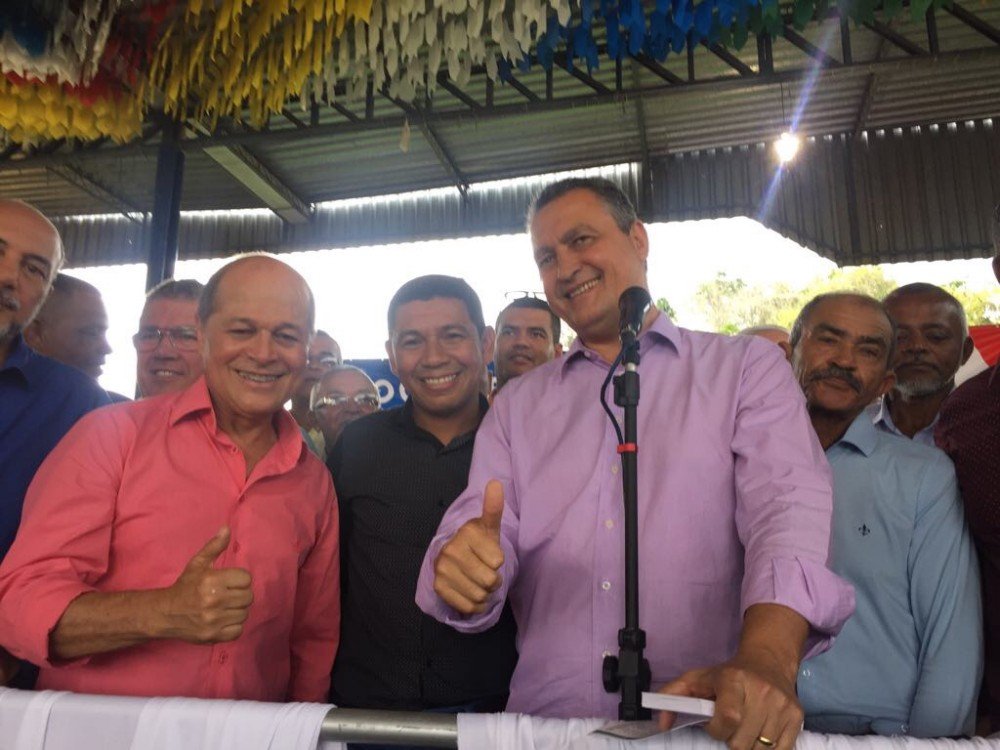 Assinada a ordem de serviço da BA-504, Joseildo cobra execução da estrada Irará/Água Fria