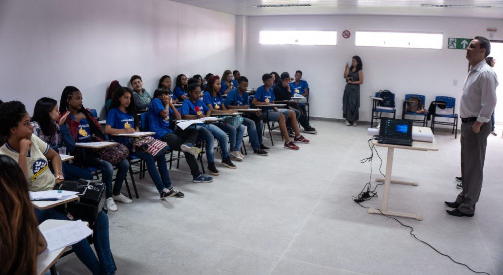 Aprova Alagoinhas: Alunos da rede municipal participam de mais um aulão preparatório para a Prova Brasil