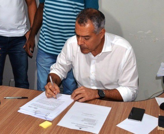 Prefeitura dá posse a novos servidores nesta quarta-feira (2)