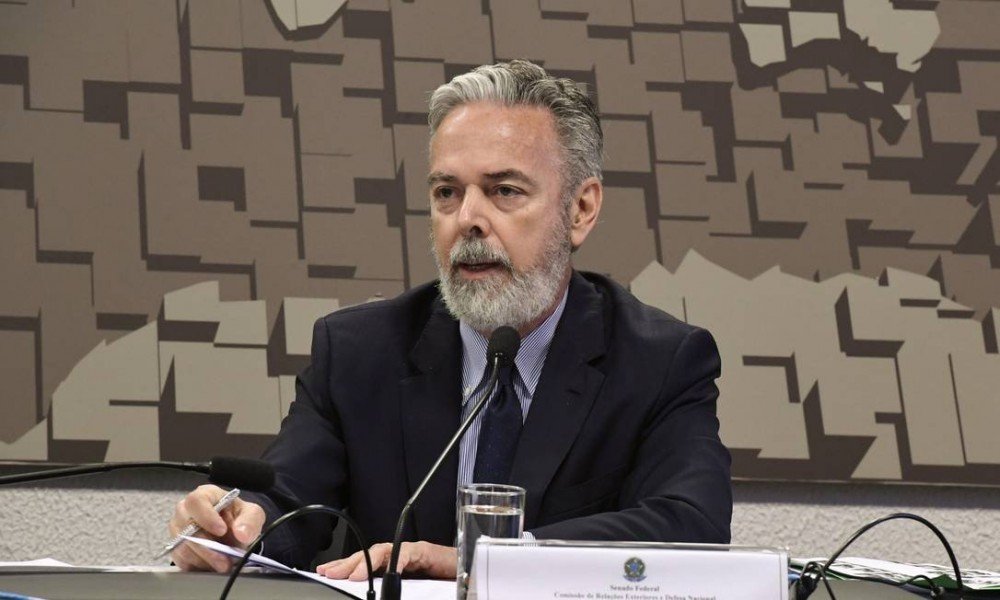 Senado aprova nome de ex-chanceler de Dilma para a embaixada no Egito