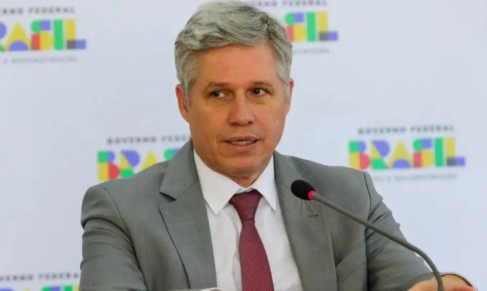 Plano Safra da Agricultura Familiar deve reduzir preços dos alimentos, afirma ministro