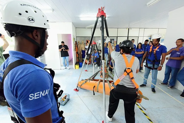 Alunos do curso técnico em Segurança do Trabalho. Foto: Valter Pontes/ Coperphoto / Sistema FIEB.
