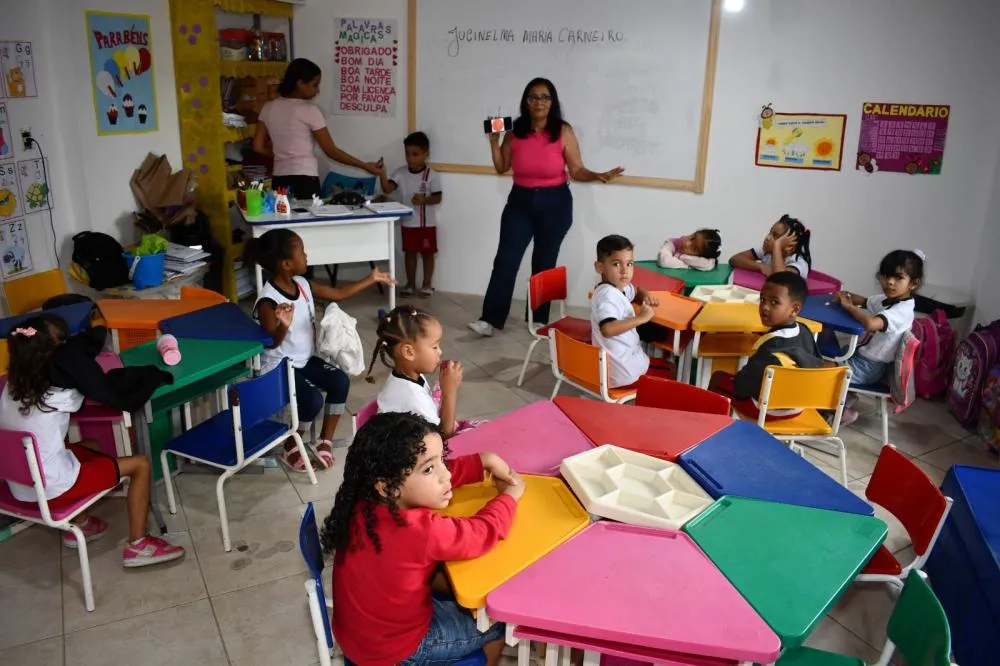 Com a junção de duas escolas, a prefeitura de Alagoinhas passa a atender a 218 alunos em tempo integral no novo Centro Municipal de Educação Infantil