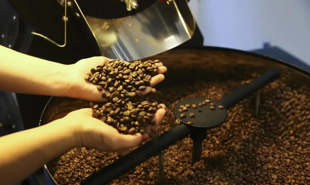 Café arábica e robusta apresentam alta nos preços; açúcar cristal varia entre capitais e milho sobe 0,73%
