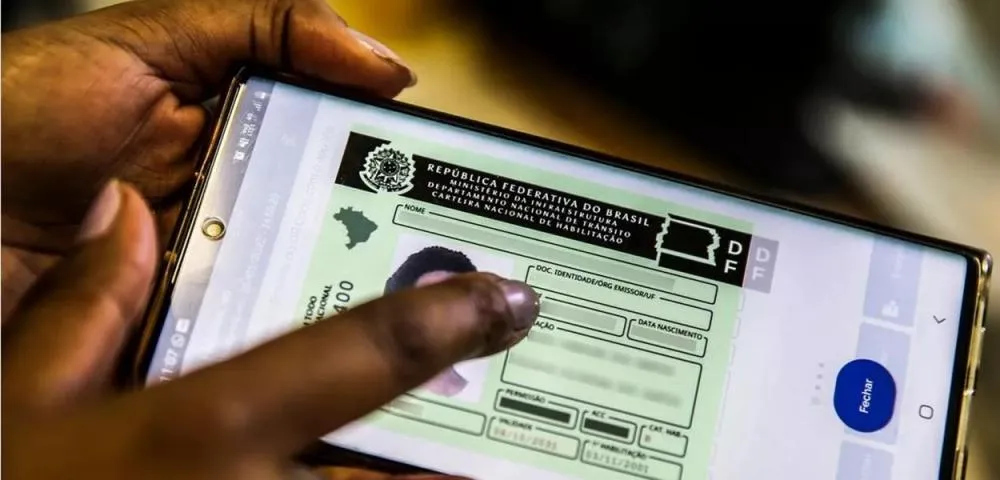 Pesquisa aponta que custo elevado é principal obstáculo para tirar CNH no Brasil