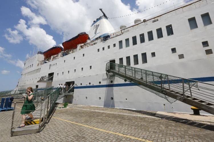 MP-BA notifica empresa que publicou mensagens de intolerância religiosa