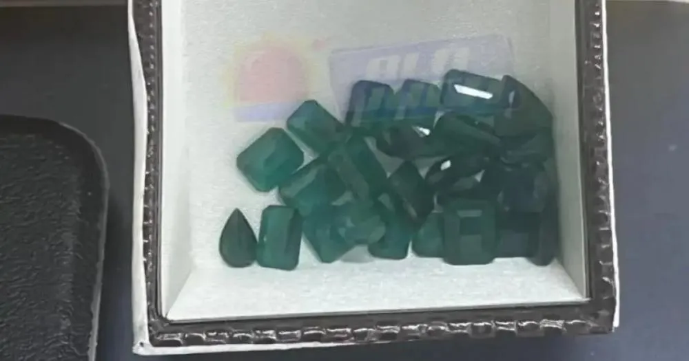 Homem é preso em Salvador acusado de furto de esmeraldas e crimes de perseguição