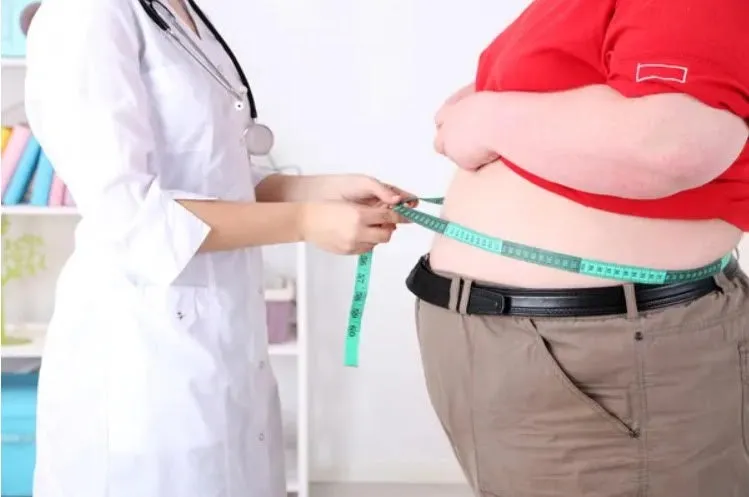A obesidade é considerada pela Organização Mundial da Saúde (OMS) uma epidemia global do século 21