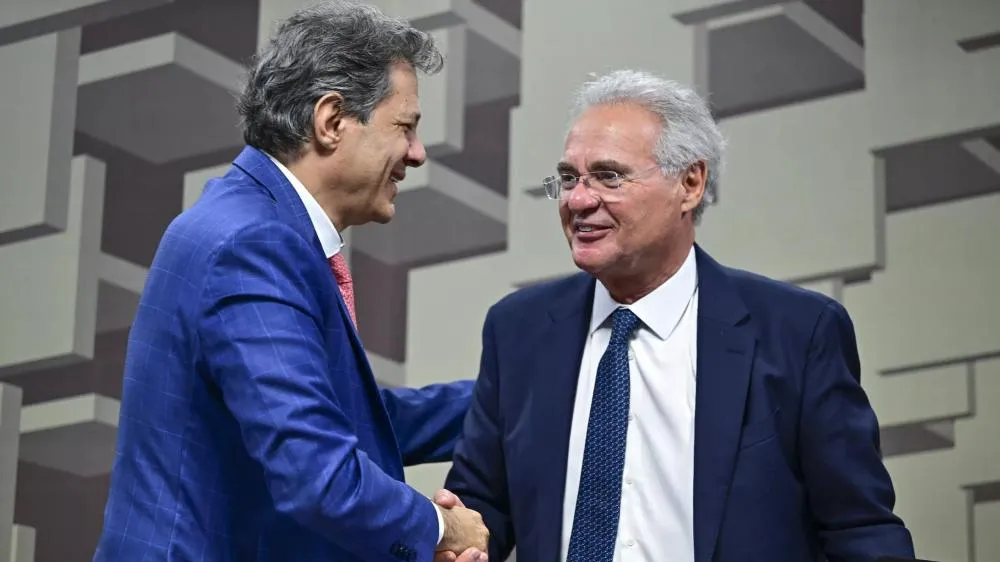 Senado aprova por unanimidade isenção do IR para quem ganha até R$ 5 mil em vitória de Lula