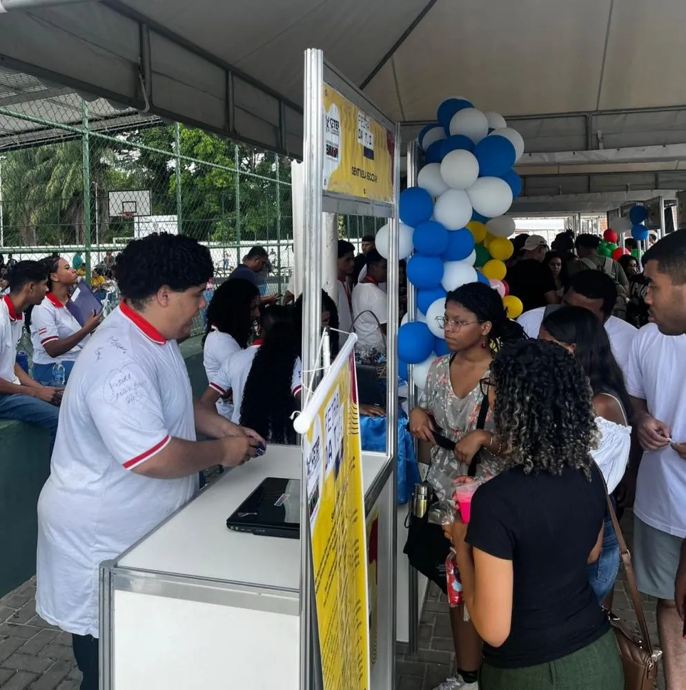 CETEP Alagoinhas realiza 1ª Exposição Técnica e Feira de TI com participação de 340 estudantes