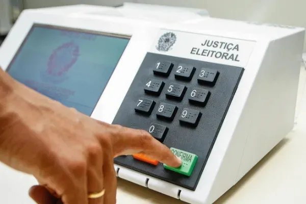 TSE pode aplicar multas a quem utilizar IA de forma indevida nas eleições - Foto: Reprodução | Abradep