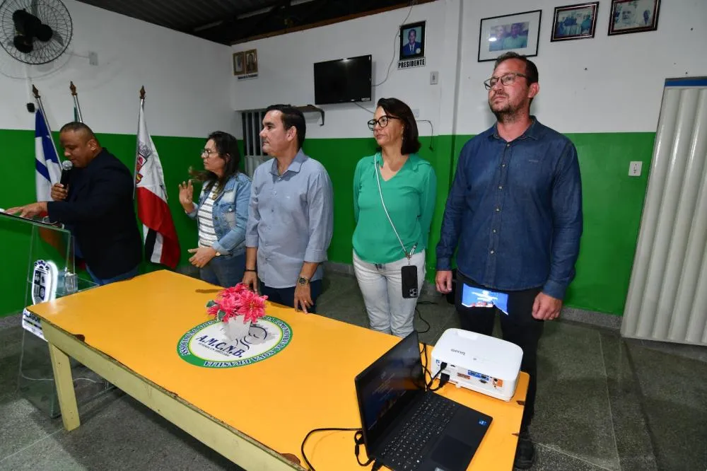Prefeitura assina ordem de serviço para retomada das obras da Creche do Barreiro em Alagoinhas