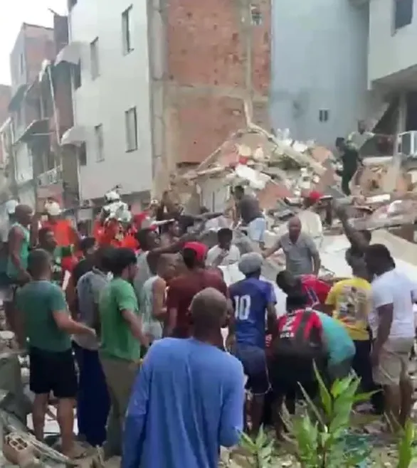 Desabamento de prédio em Salvador deixa três mortos e mobiliza equipes de resgate