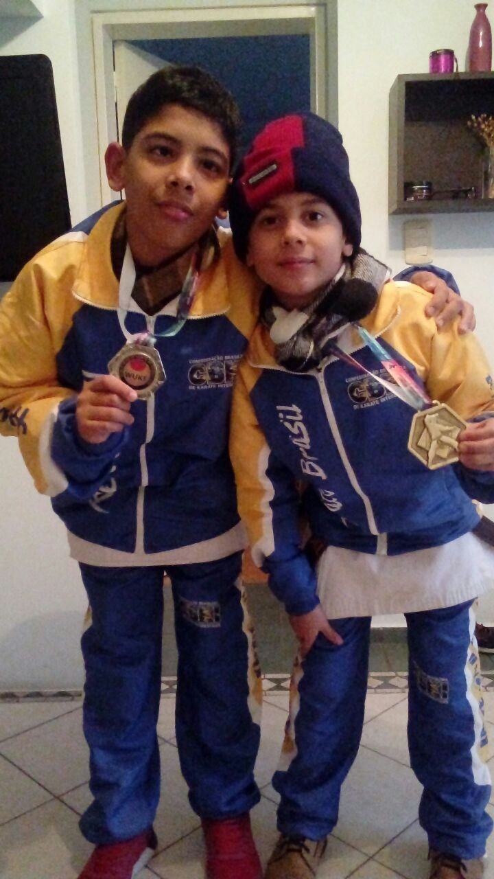Atletas de Alagoinhas são medalhistas em campeonato sulamericano de Karatê na Argentina