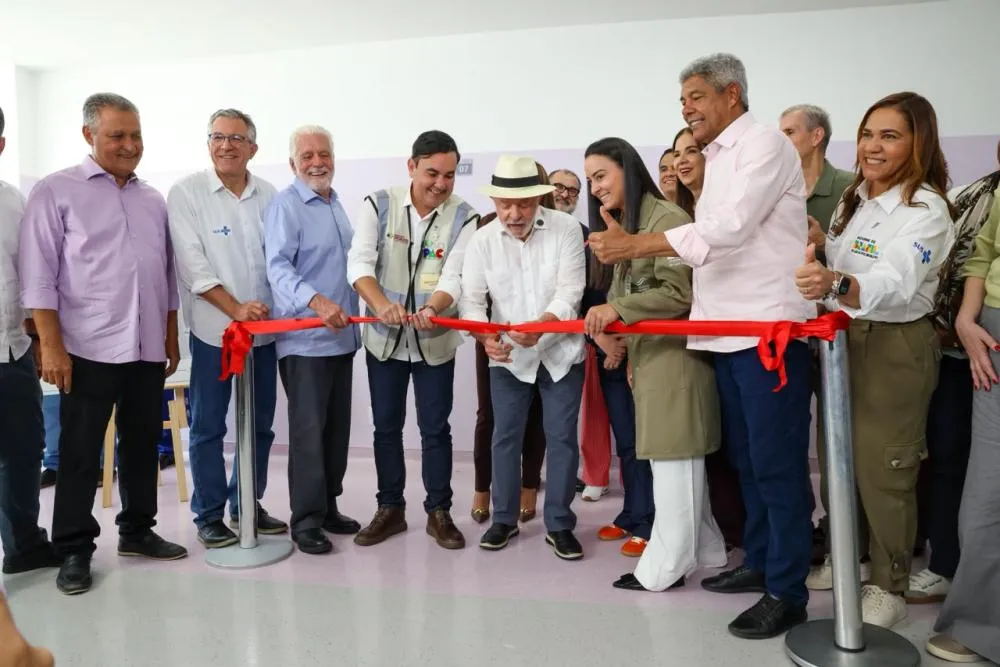 Lula inaugura Hospital Estadual de Alagoinhas e anuncia pacote de mais de R$ 500 milhões para a saúde da Bahia