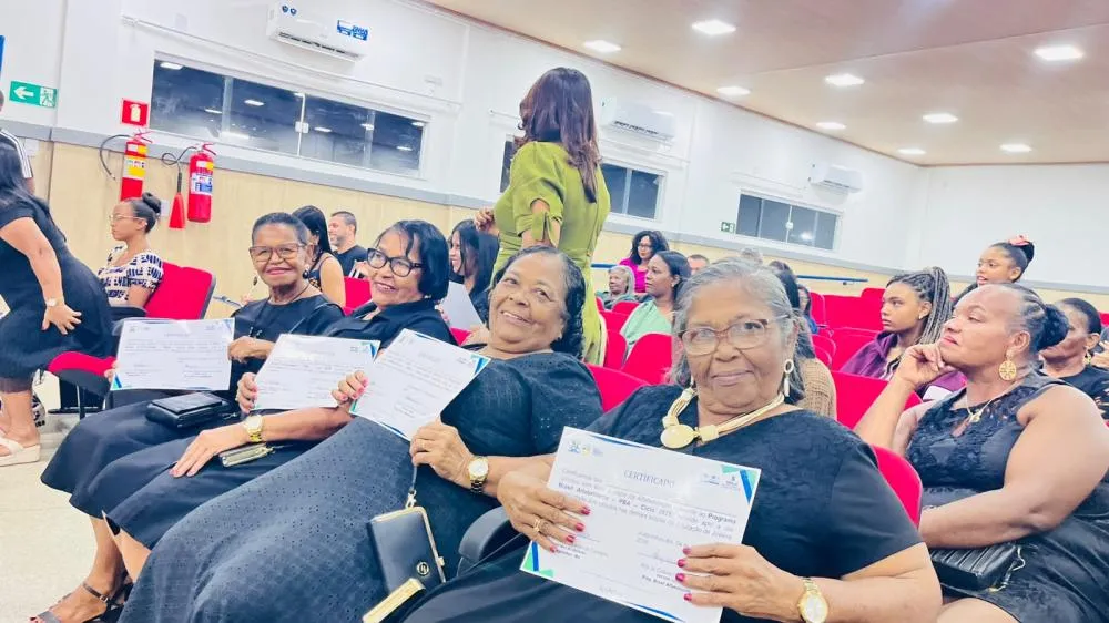 Formatura do Brasil Alfabetizado celebra novas histórias de aprendizagem em Alagoinhas