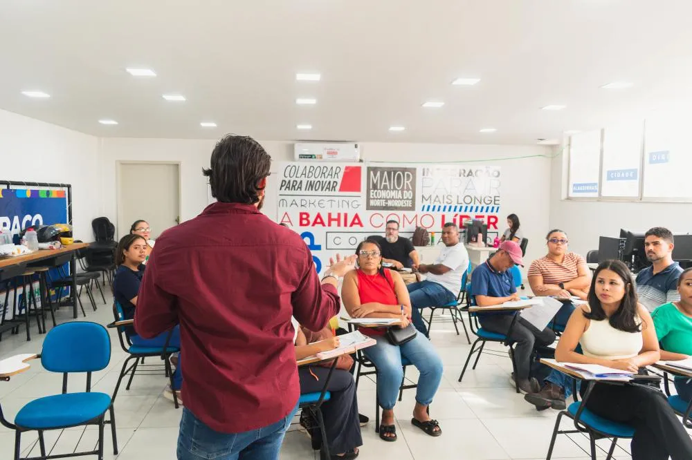 Curso em Alagoinhas capacita profissionais para gestão de bares e restaurantes