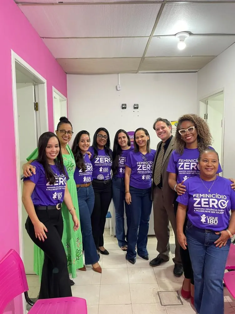 Grupo do CRM amplia orientação e aproxima mulheres da rede de proteção em Alagoinhas