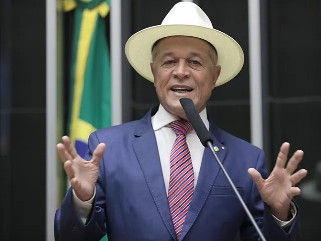Mais de R$ 1 milhão em emendas viabiliza pavimentação de três ruas em Alagoinhas