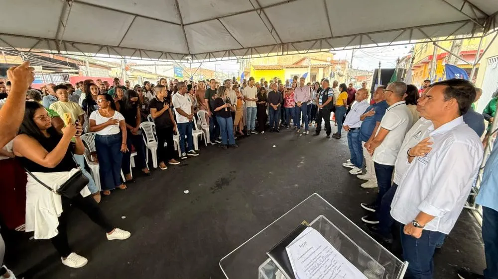 Alagoinhas entrega obras de pavimentação e drenagem e transforma vias urbanas