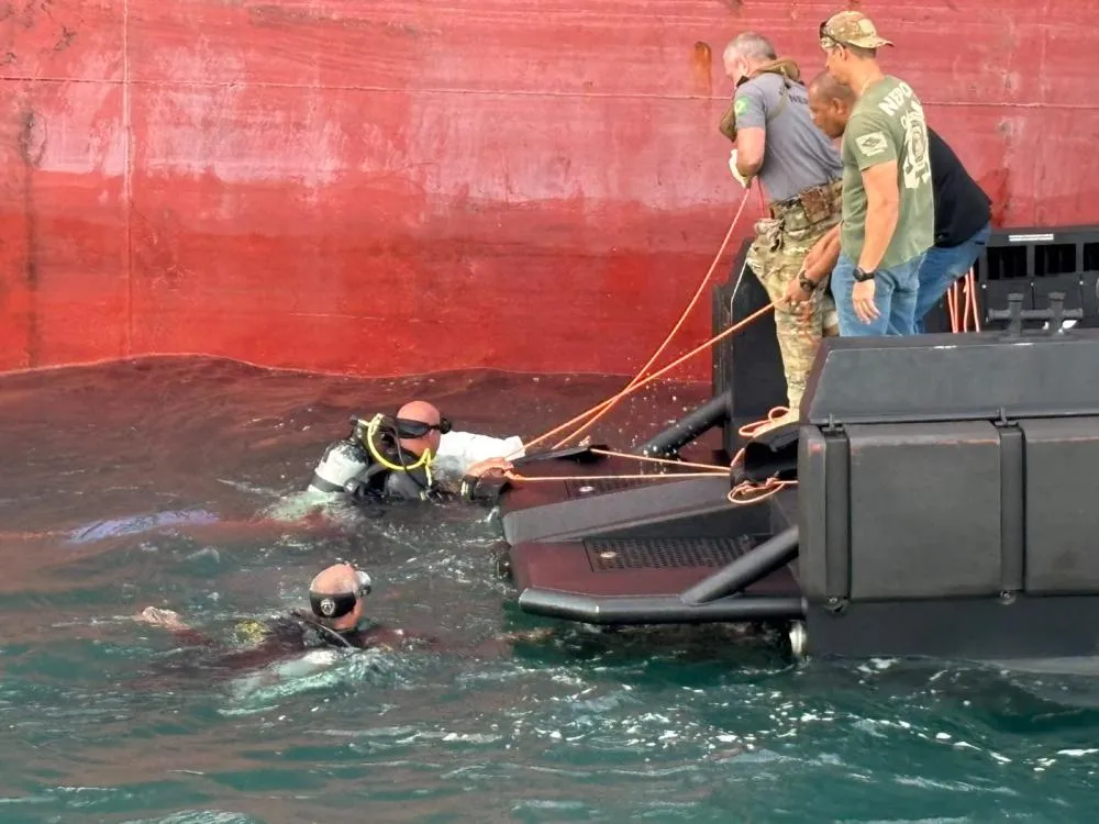 PF e PM localizam grande quantidade de droga escondida em navio com destino à Europa