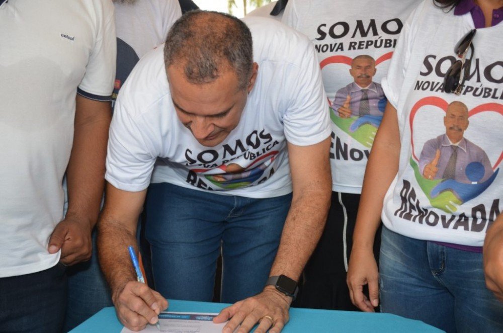 MAIS SANEAMENTO: Prefeito Joaquim Neto assina ordem de serviço do Avançar Cidades