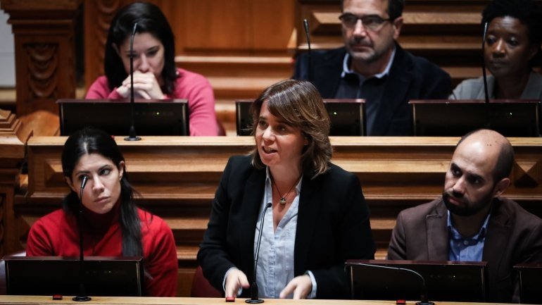 Bloco da Esquerda, em Portugal, quer fixar idade da reforma nos 65 anos