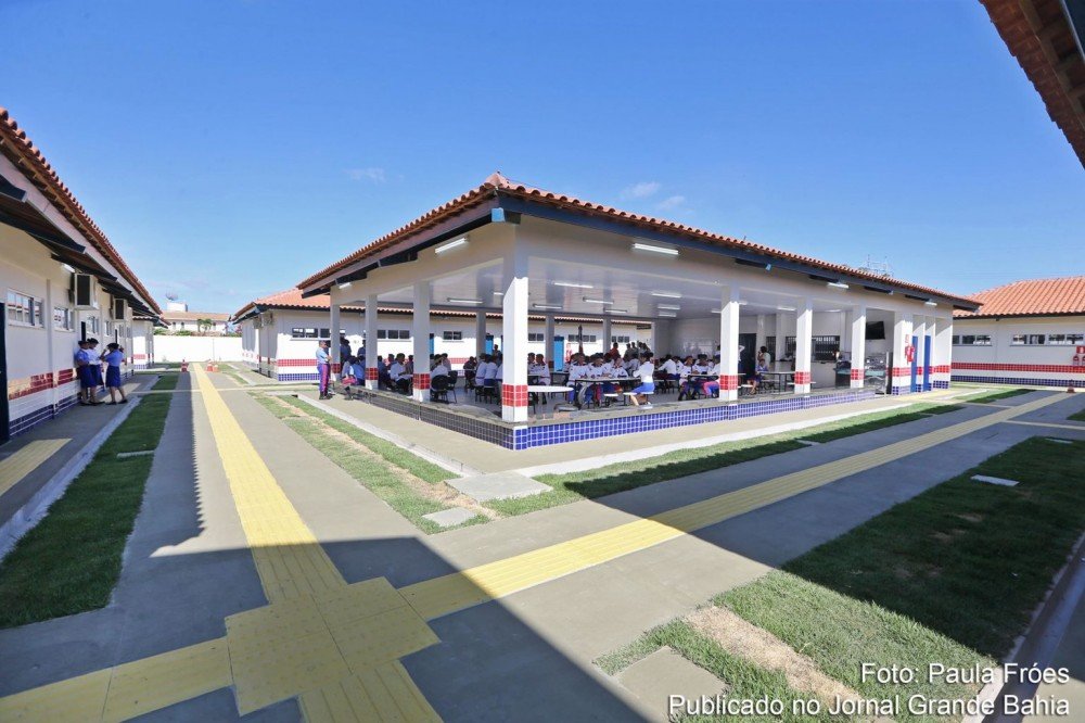 Em Jequié, governador Rui Costa inaugura Colégio da Polícia Militar e realiza entregas