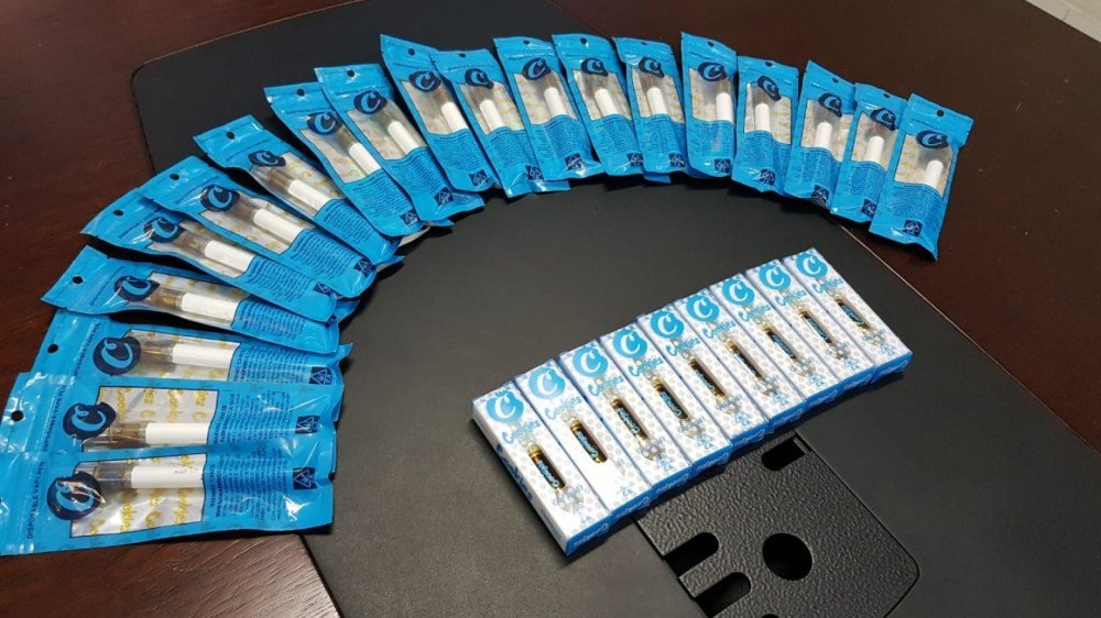 Suspeito de vender drogas com valores conforme cotação do dólar é preso em Brasília