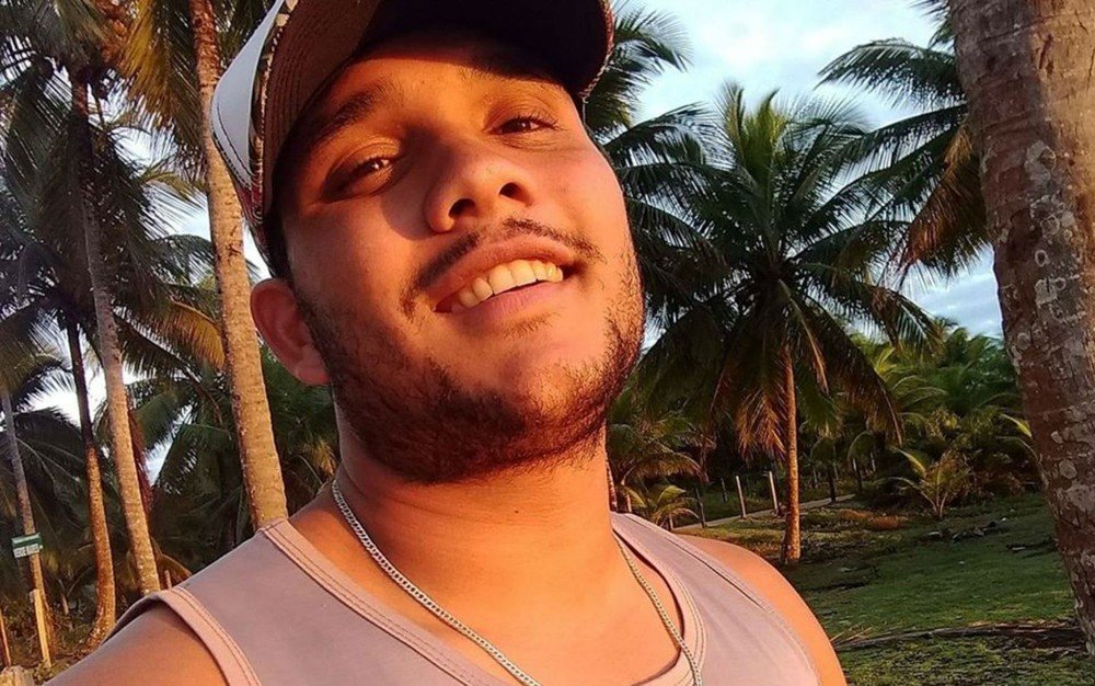 Morre jovem que recebeu tiros durante show