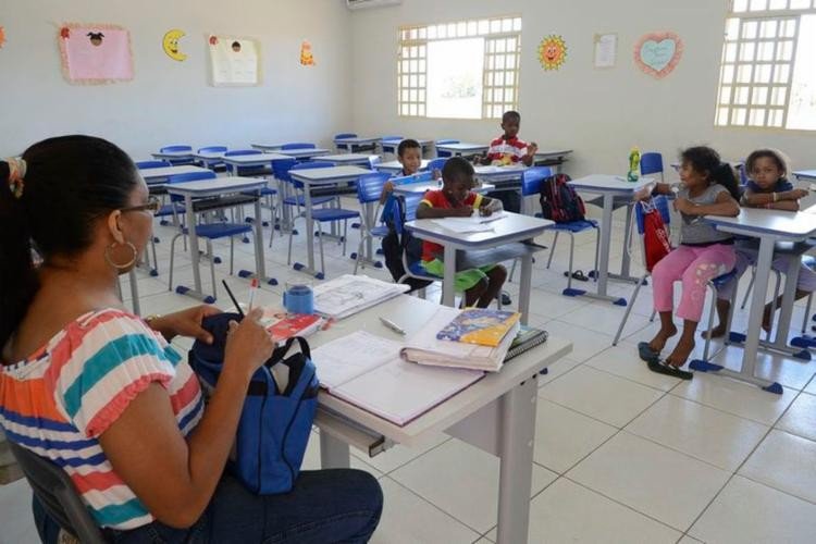 Professores interessados em cursar licenciaturas já podem se cadastrar