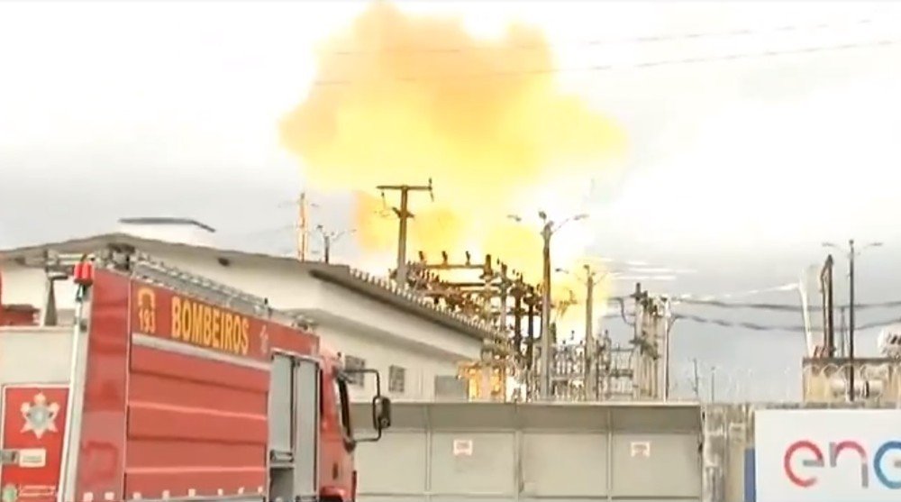 Reator de energia da Enel explode durante reportagem da TV Verdes Mares