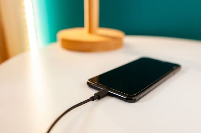 Nova bateria promete smartphones que resistem a cinco dias com uma carga