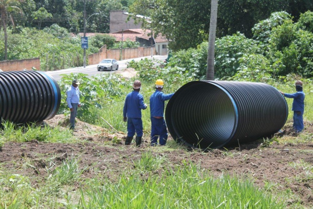Macrodrenagem na Av Rio Branco resolverá alagamentos no local