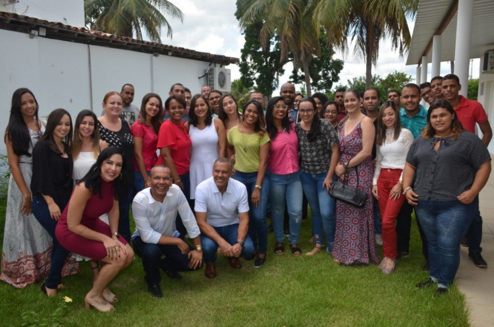 Prefeitura dá posse a 35 servidores aprovados no REDA da Assistência Social